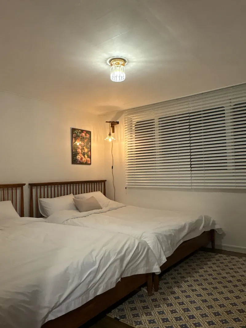 [Gangnam, Seoul] One block of Gangnam-daero, 3 rooms 5