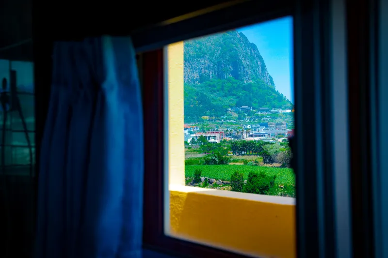 [Andeok, Seogwipo] Large room with a view of the sea near Sagye Coast 12