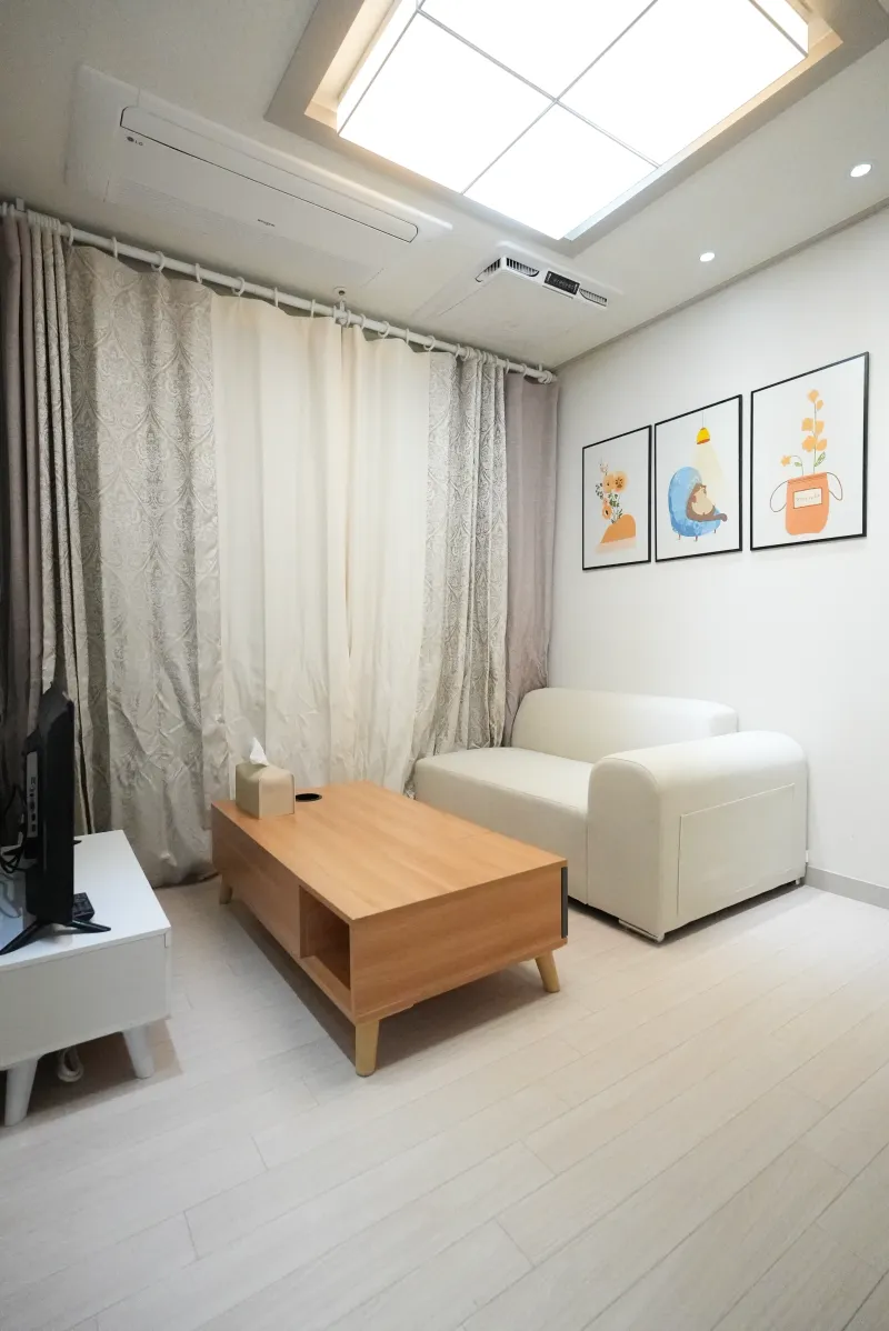 [Gangseo, Seoul] Officetel 10 minutes walk from Gimpo Airport 2