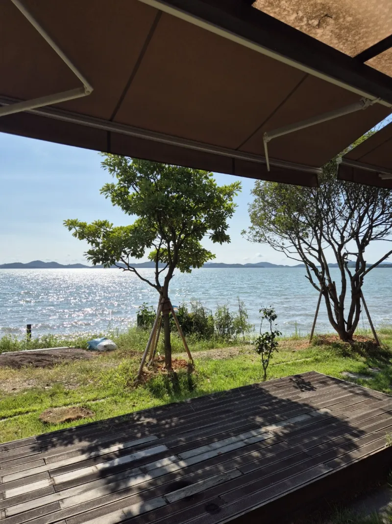 [Muan] A house with a yard overlooking the sea 7