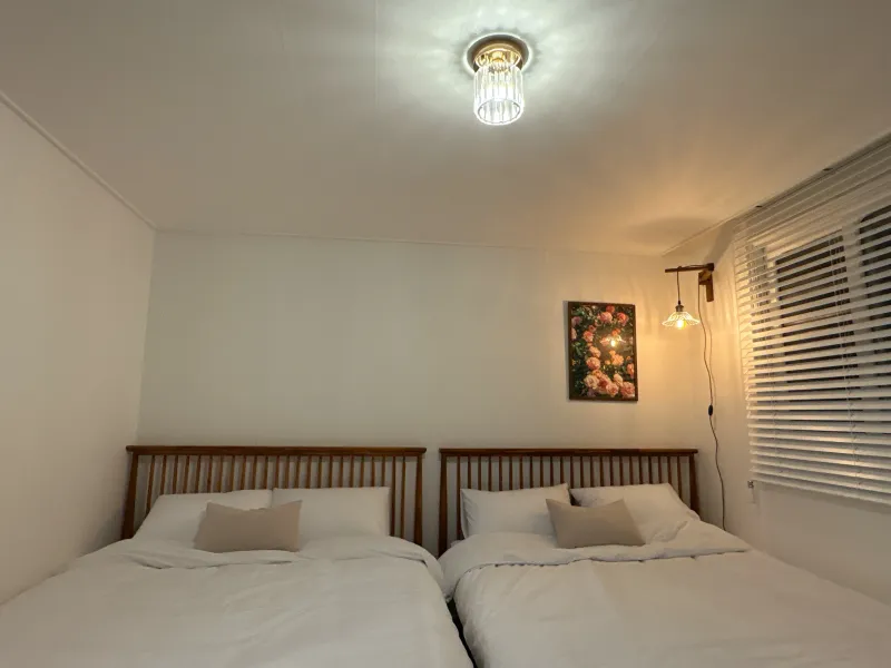 [Gangnam, Seoul] One block of Gangnam-daero, 3 rooms 3