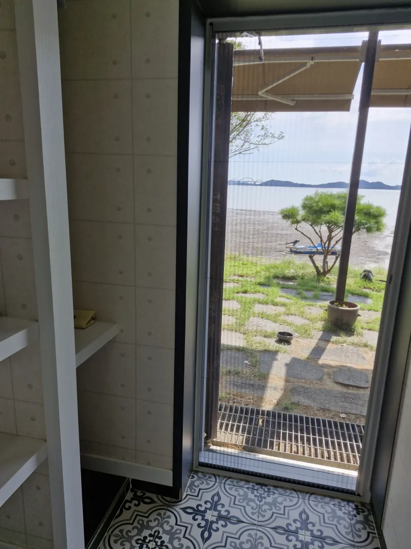 [Muan] A house with a yard overlooking the sea 8