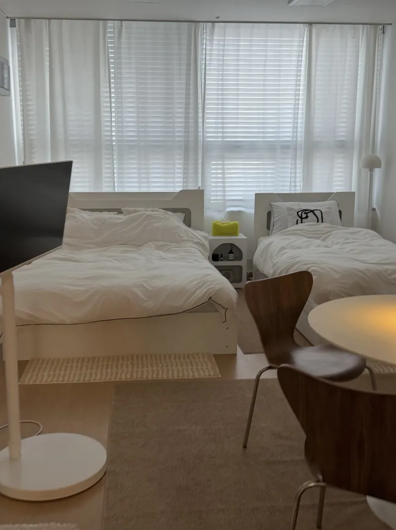 [Seocho, Seoul] 20 seconds from Gangnam Station, Fully Furnished Large Two-Bedroom High Floor City View! [One-Week Discount] 4