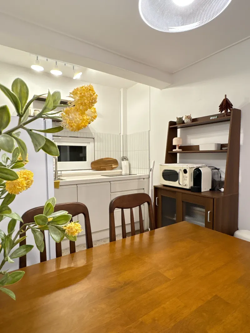 [Gangnam, Seoul] One block of Gangnam-daero, 3 rooms 21