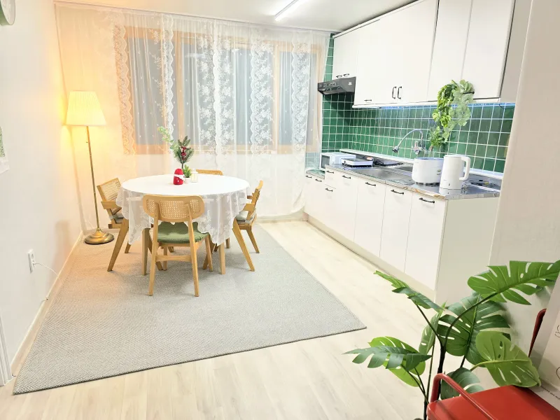 [Yongsan, Seoul] Cozy two-room apartment in Namsan Greenhouse, Haebangchon, Noksapyeong Station 13