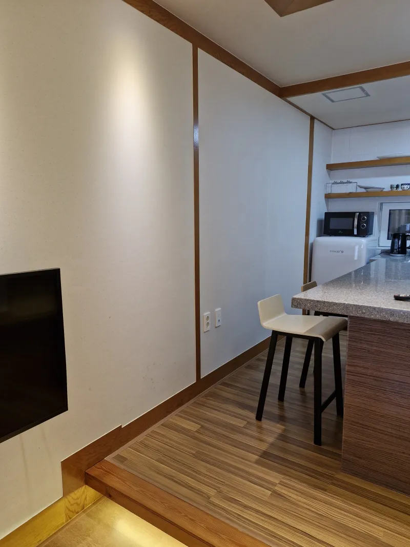 [Muan] A house with a yard overlooking the sea 15
