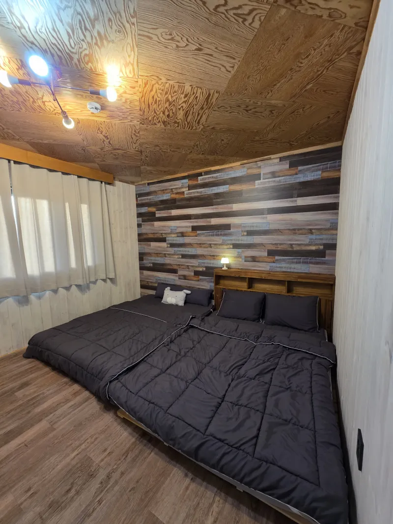 [Aewol, Jeju] Baby products, low-profile bed, built-in bathtub, BBQ, coastal road, 22 pyeong 3