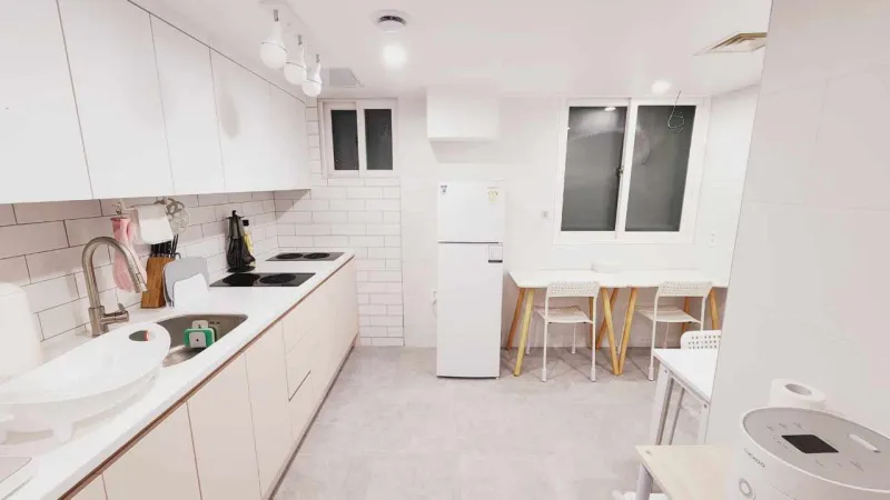 [Seodaemun, Seoul] Sinchon's prettiest women-only room, room 103 9