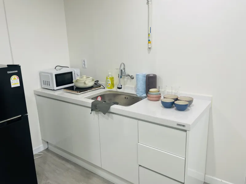 [Yangcheon, Seoul] Omokgyo Station, across from Hyundai Department Store near Mokdong University Hospital!! 11