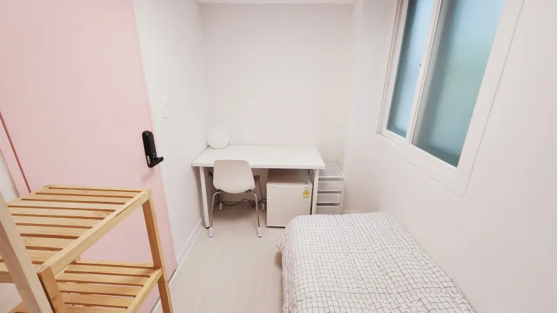 [Seodaemun, Seoul] Sinchon's prettiest women-only room, room 103 3