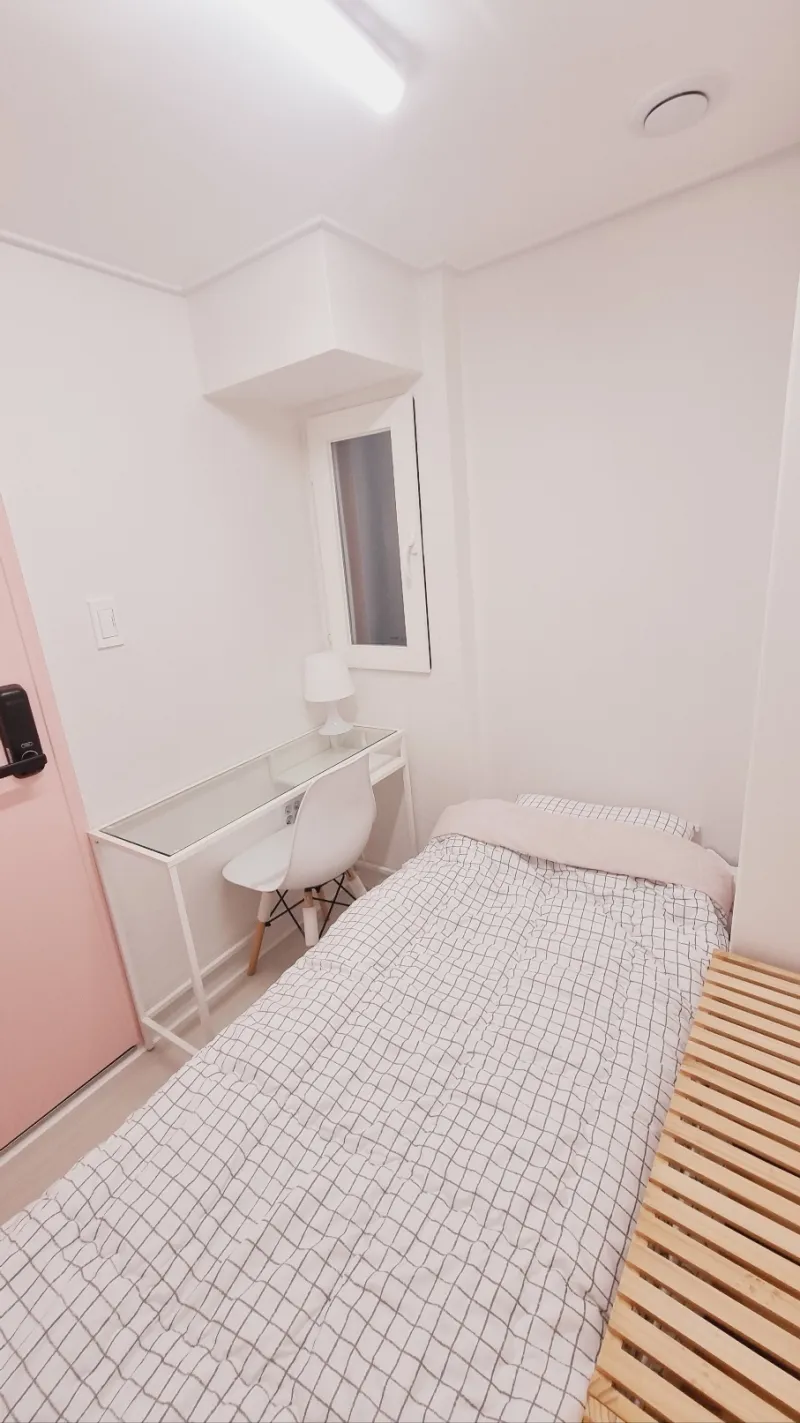 [Seodaemun, Seoul] Sinchon's prettiest women-only room, room 103 18