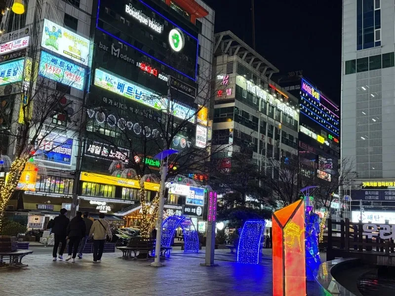 [Changwon] Fully furnished officetel with free parking in the heart of Sangnam-dong 18
