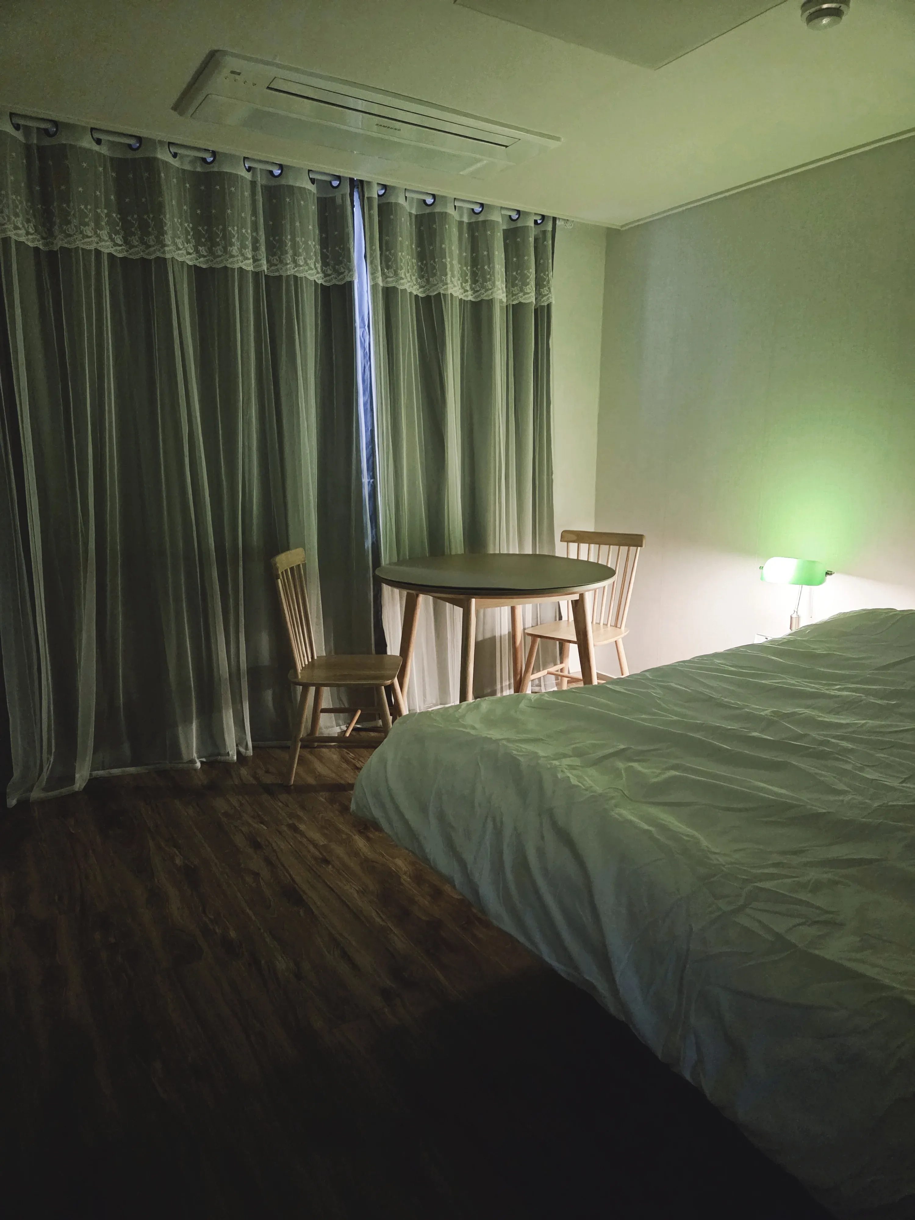 Seojeong-dong One-Bedroom Near Station