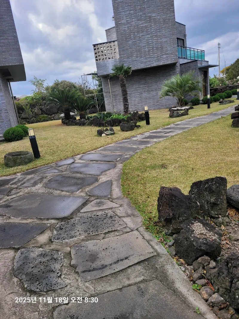 [Hallim, Jeju] Ocean view newly built duplex 3-room independent house C building 69