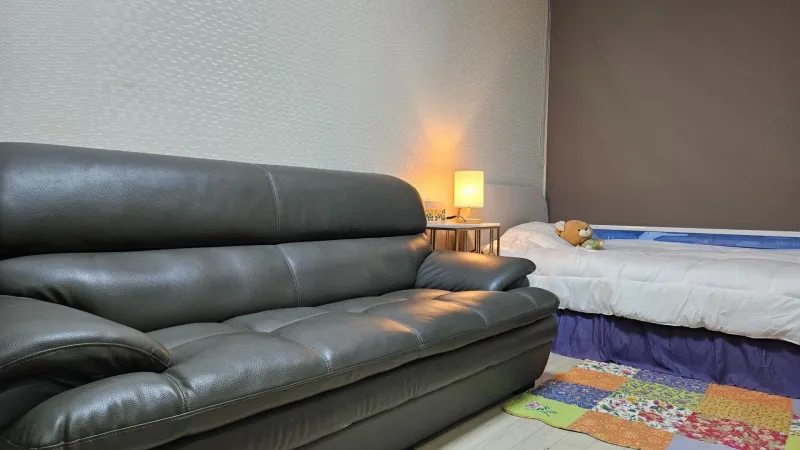 [Seocho, Seoul] Mountain View, 2-minute walk from Cheonggyesan Station 5
