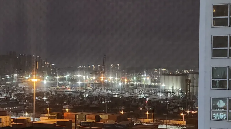 [Dong-gu, Busan] Separate large room with a view of Bukhang Port. Beam projector. 19
