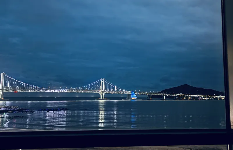 [Suyeong, Busan] Drone Show, Panoramic Ocean View, Two-Room Apartment, Free Parking, Review Check 11