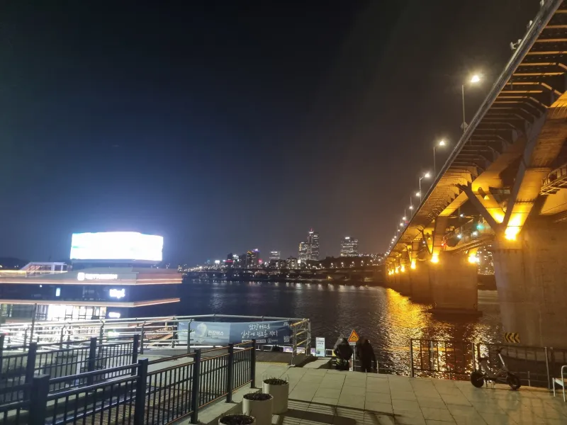 [Seongdong, Seoul] Seongsu-dong one-month living share house 1 minute from the Han River 25
