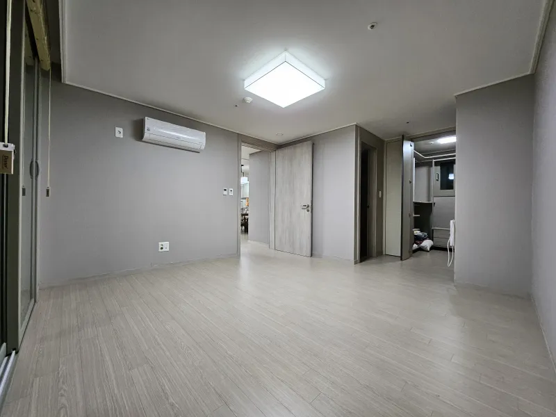 [경기 김포] 호수공원뷰 쓰리룸 APT 3
