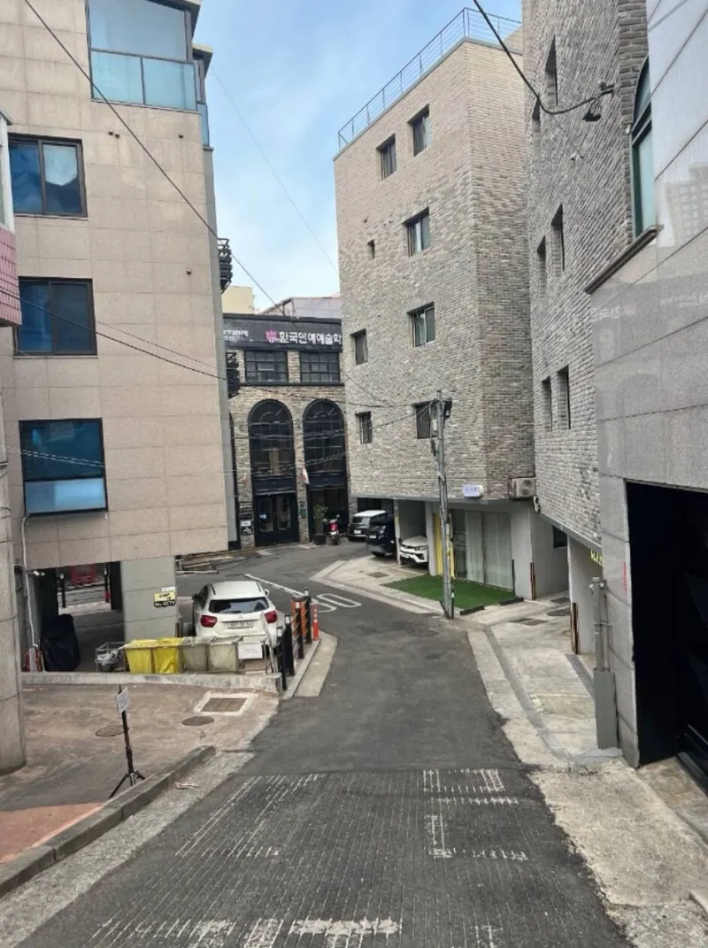 [Seocho, Seoul] #3 minutes from Sinsa Station #Garosu-gil #Han River #Seongsu 15 minutes [Parking available] 15