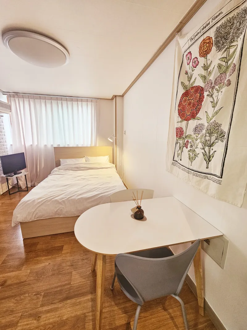 [Mapo, Seoul] Fully Furnished Studio 402 Between Hongdae and Sinchon 7