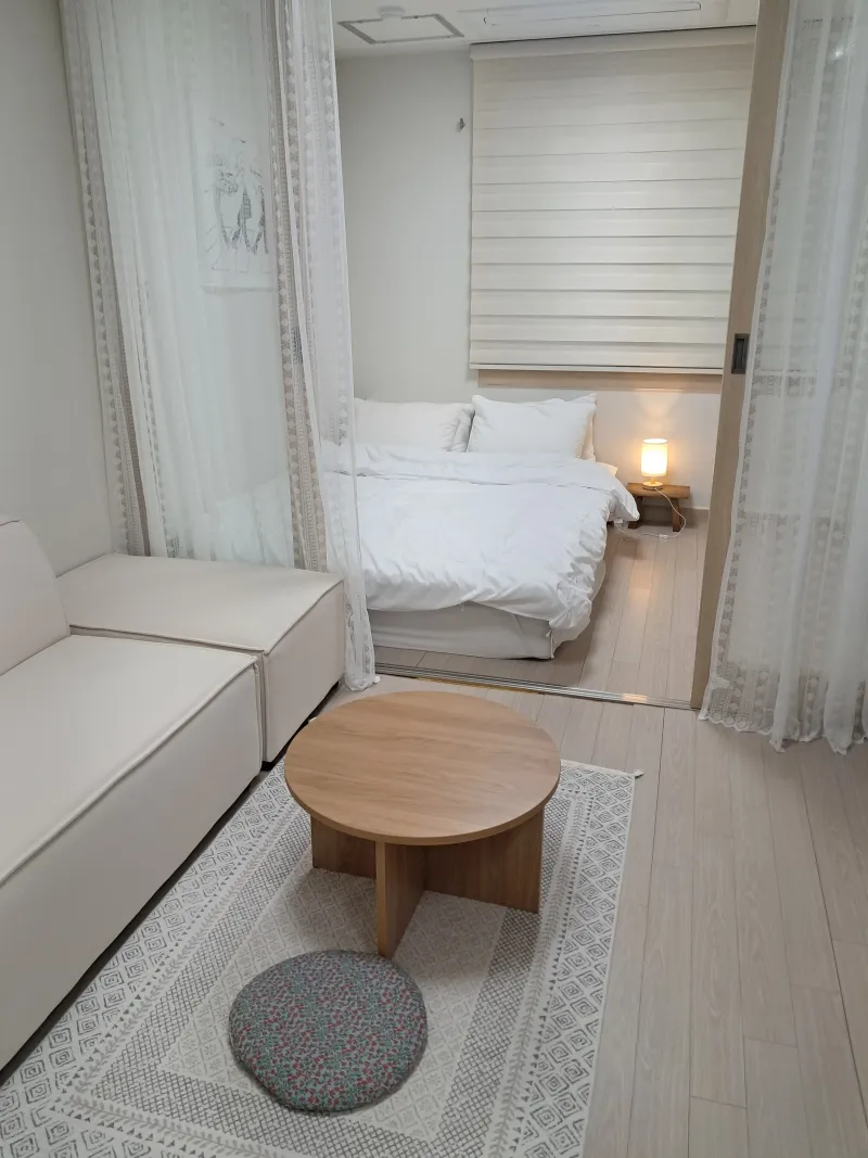 [Ido 2-dong, Jeju] Jeju City Hall Hotspot! Perfect for pedestrians! Accommodates 3 people! 6
