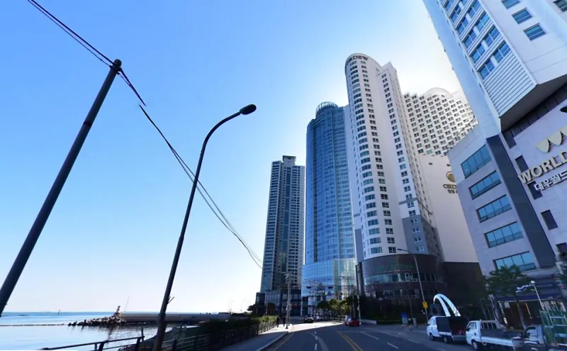 [Haeundae, Busan] Marine City Ocean View 26th Floor Beam Projector 18
