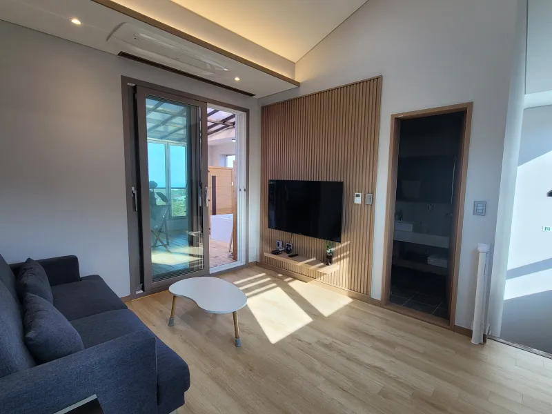 [Aewol, Jeju] Ocean View Terrace Spa_2nd Floor Private Unit #Bonfire #BBQ #BabyProducts 18