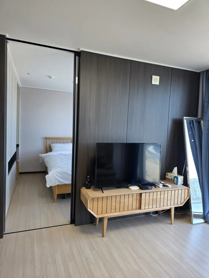 [Suyeong, Busan] Gwangalli Beach 10 seconds from my house, full-service ocean view. 8