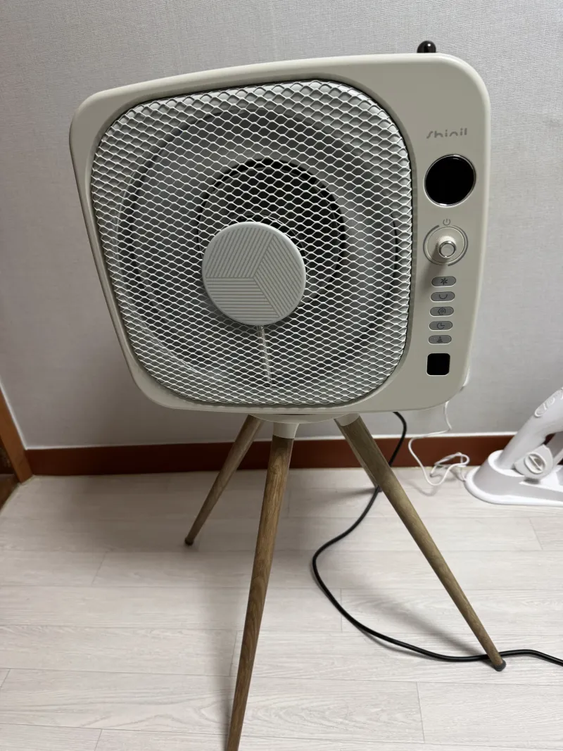 [Seodaemun, Seoul] A house in the prime location, just a 1-minute walk from Hongik University Station 15
