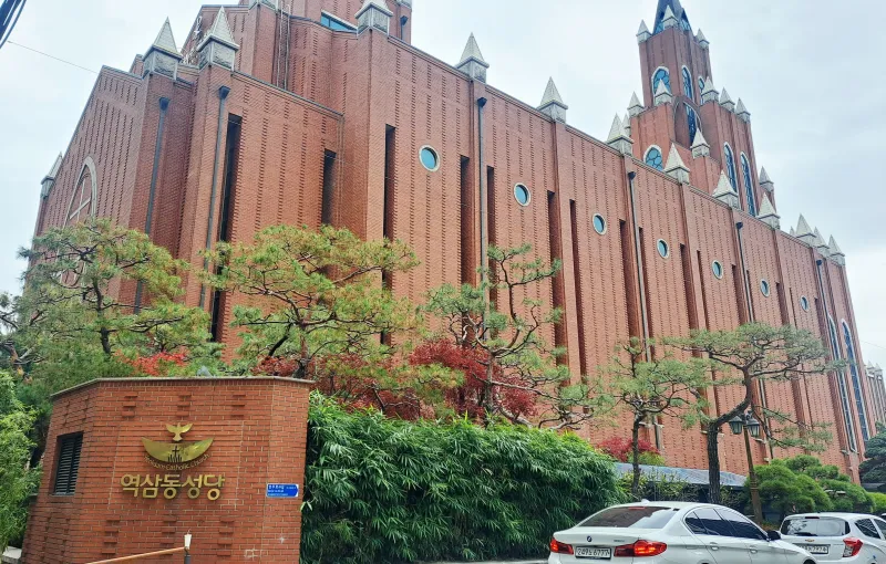 [Gangnam, Seoul] Clean, modern accommodation near Yeoksam Station 42