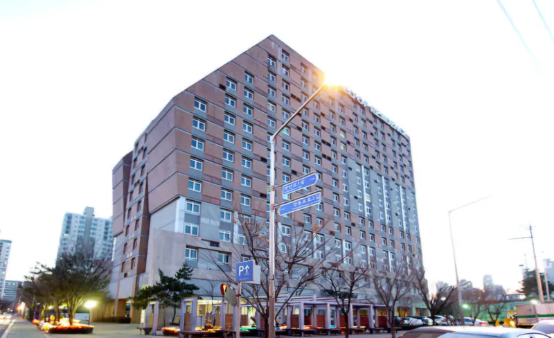 [Yeongdeungpo, Seoul] Anyangcheon View, 3 minutes from Yangpyeong Station 9