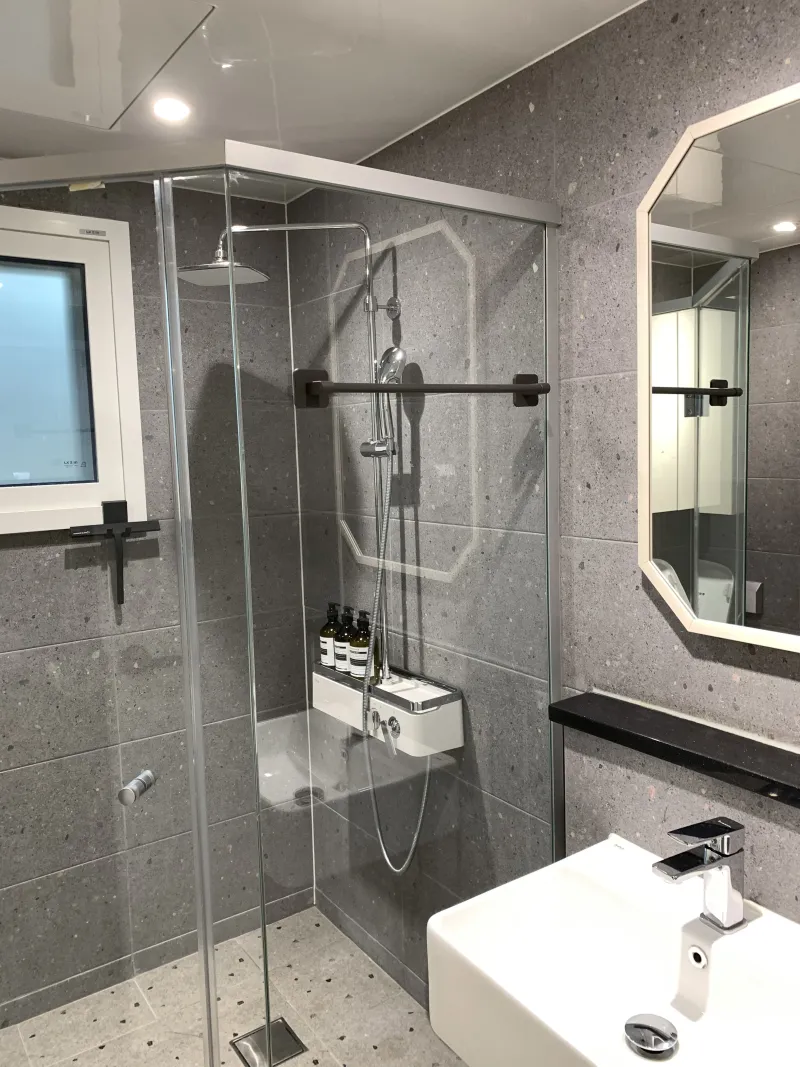 [Yongsan, Seoul] 3-minute walk from Samgakji Station 72