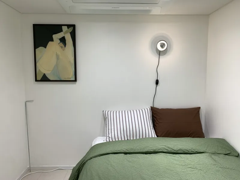 [Yongsan, Seoul] 3-minute walk from Samgakji Station 32