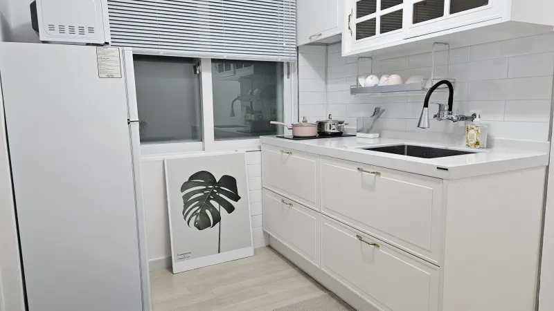 [Seongdong, Seoul] Clean first-floor two-room apartment 30 seconds from Seoul Forest Park, Ttukseom Station, Seoul Forest Station 18