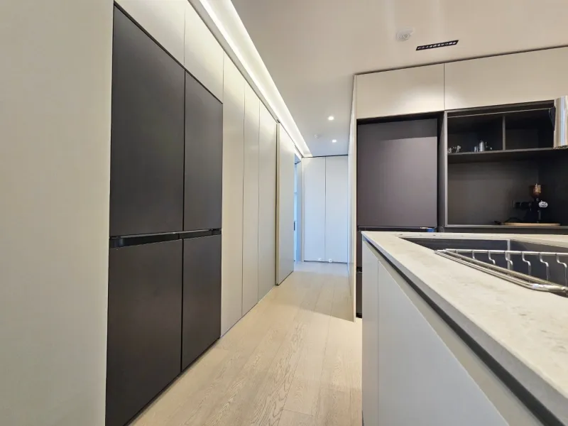 [Gangnam, Seoul] 4-room premium apartment in Apgujeong 16