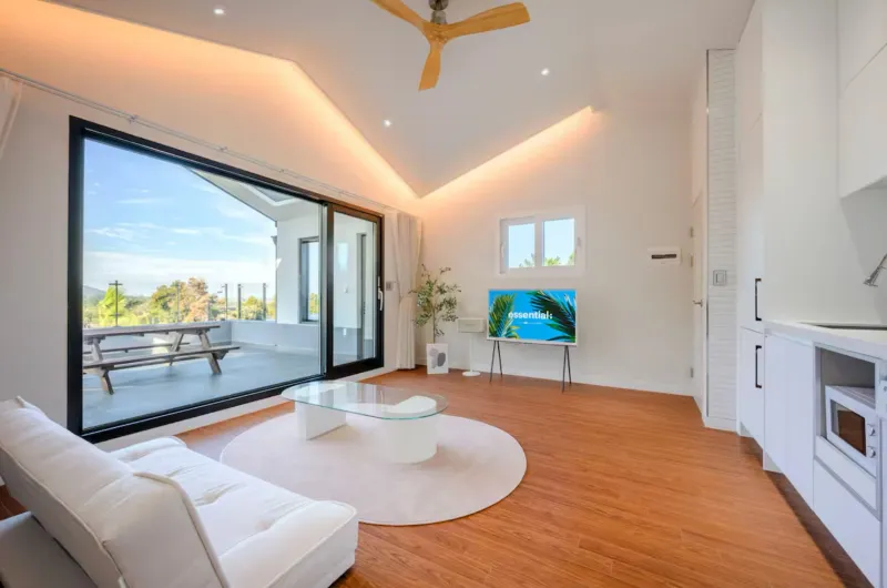 [Seongsan, Seogwipo] Luxury newly built private heated pool house 11