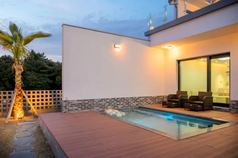 [Seongsan, Seogwipo] Luxury newly built private heated pool house 52