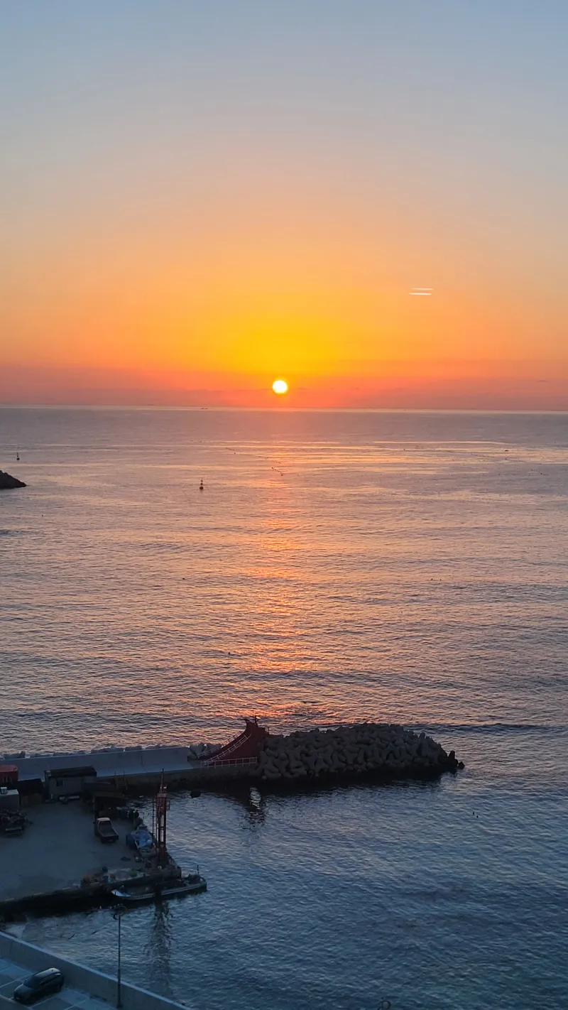 [Gijang, Busan] Ocean Osiria Officetel, 13th floor, with a beautiful sunrise 12