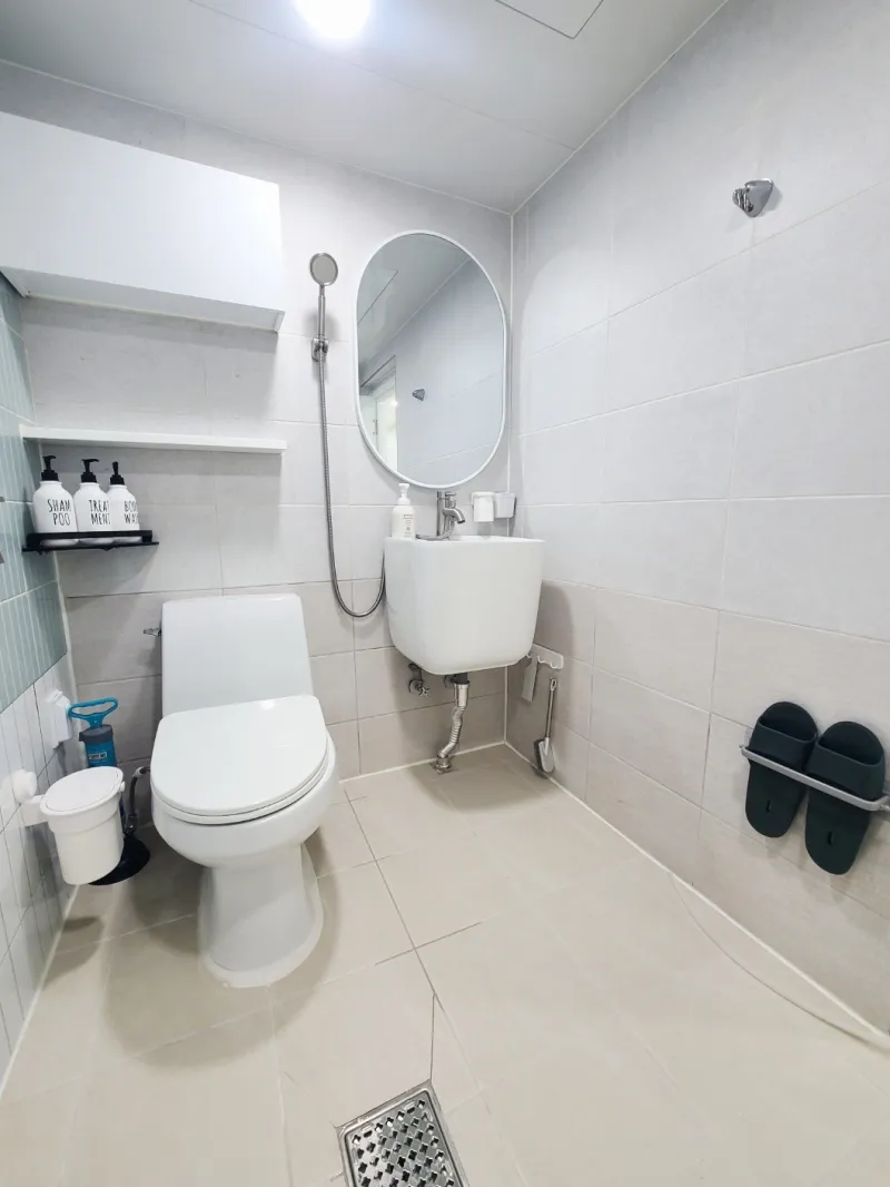 [Gwangjin, Seoul] Konkuk University/Sejong University Gunja Station, Lines 5 and 7, 10-minute walk, full options 12