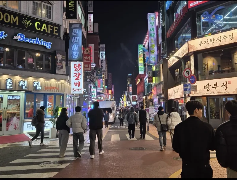 [Gwangjin, Seoul] A quiet and cozy white-toned house 3 minutes walk from Konkuk University Station 10