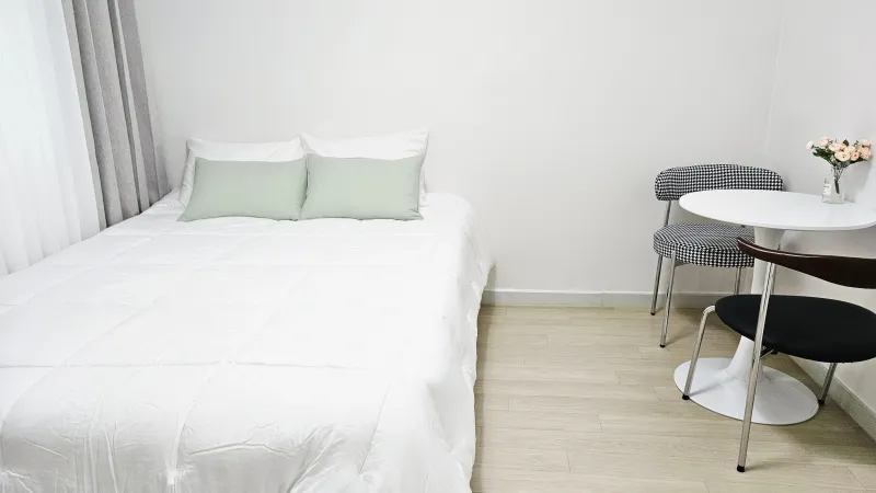 [Seongdong, Seoul] Clean first-floor two-room apartment 30 seconds from Seoul Forest Park, Ttukseom Station, Seoul Forest Station 7