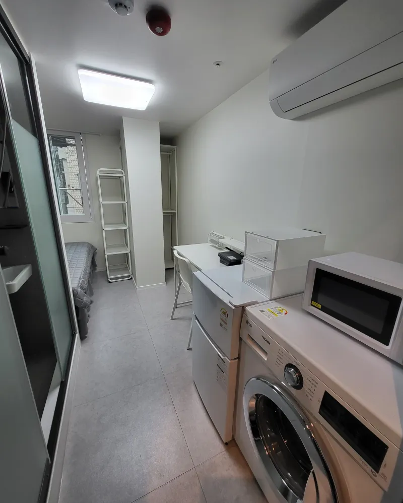 [Dongjak, Seoul] W Stay 98, a 3-minute walk from Jangseungbaegi Station 16