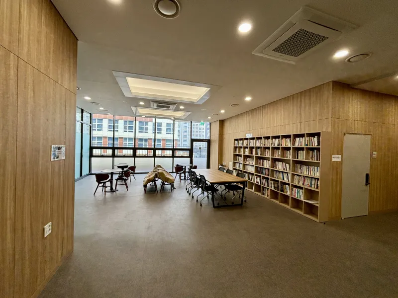 [Hanam] Free fitness book cafe provided at new Misari Station 40