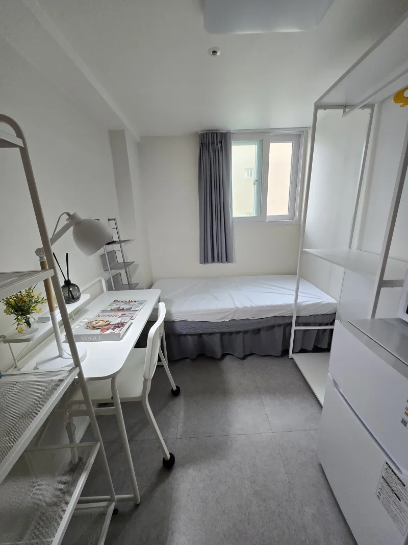 [Dongjak, Seoul] W Stay 98, a 3-minute walk from Jangseungbaegi Station 6