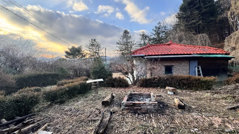 [Yangpyeong] Private single-story country house nestled in the forest (dogs allowed, fireplace for bonfires) 12