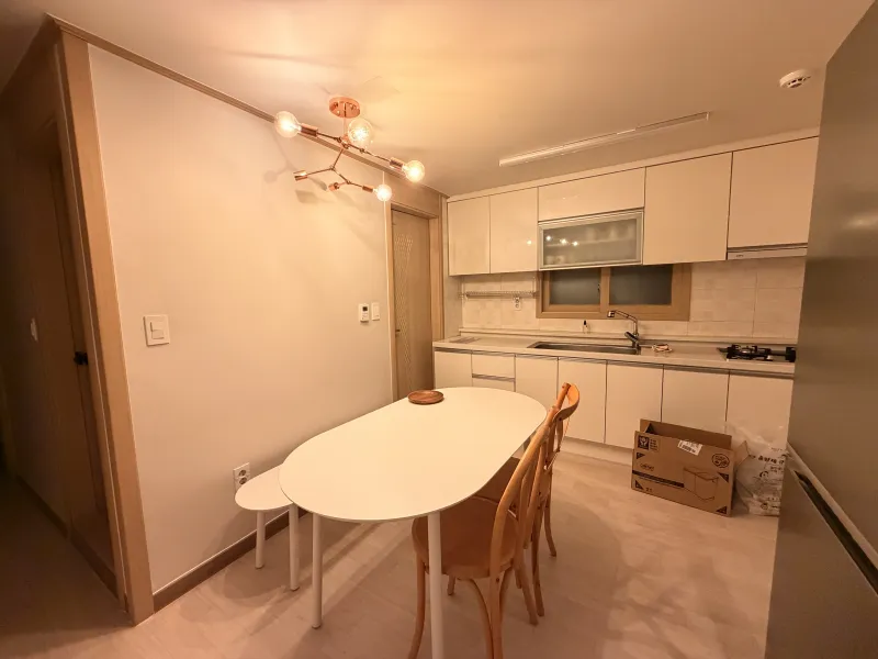 [서울 은평] 한국전통소품/풀옵션/6호선 6분/최대 6명/넓은 공간 18