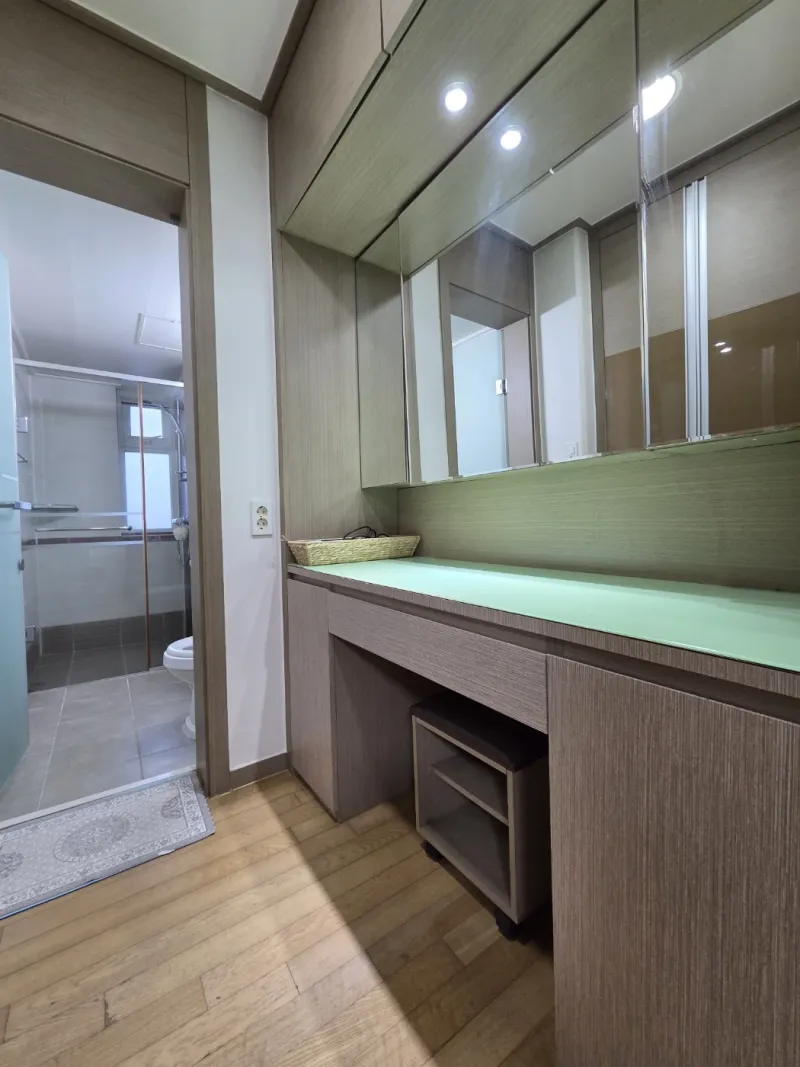 [Sokcho] Mountains, sea, lakes, and markets are all within a 10-minute drive from an apartment. 4