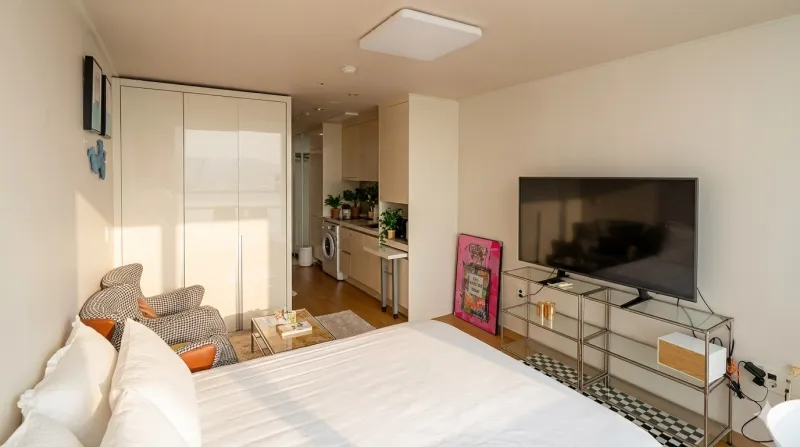 [Yeongdeungpo, Seoul] Full-option high-rise city Han River view apartment near Dangsan Station! 4