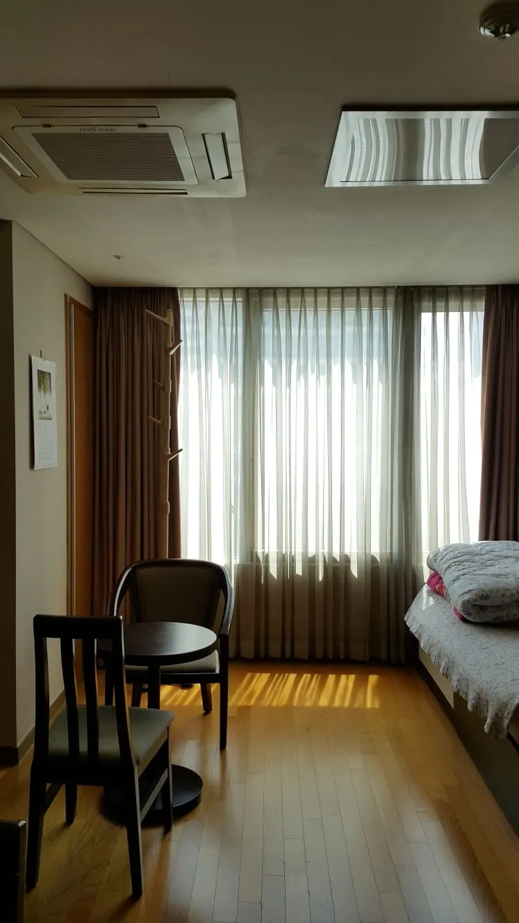 [Jung-gu, Seoul] Perfect location near Seodaemun Station, best value, fully furnished residential hotel 9